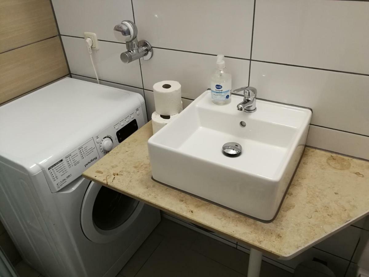 2-Zimmer Apartment Sofia, Gemuetlich Wie Zu Hause Offenbach am Main Eksteriør billede